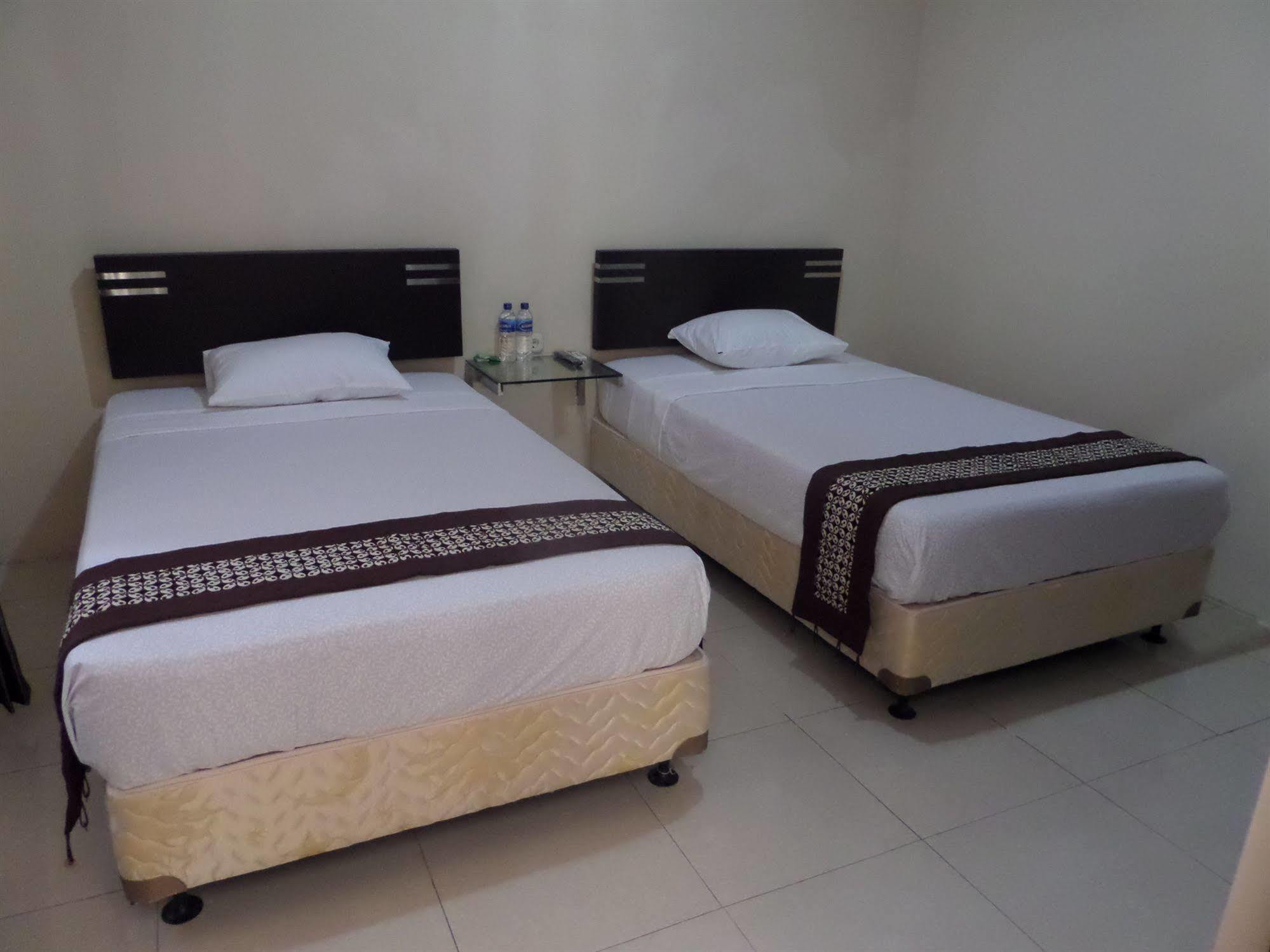 Oyo 201 Emdi House Timoho Hotel Yogyakarta Exterior photo